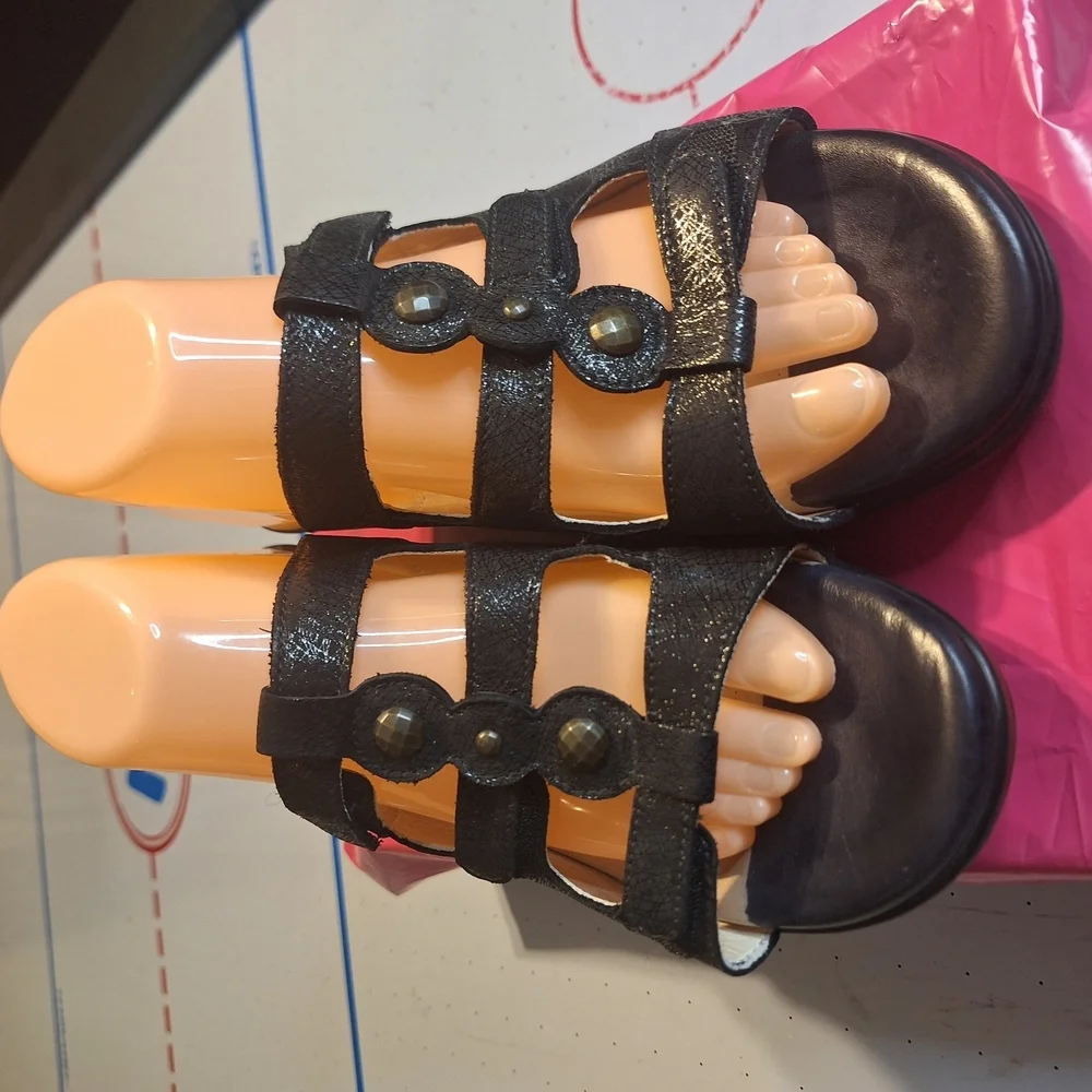 SAS Ginger Wedges Shoes Size 9M - Picture 1 of 8